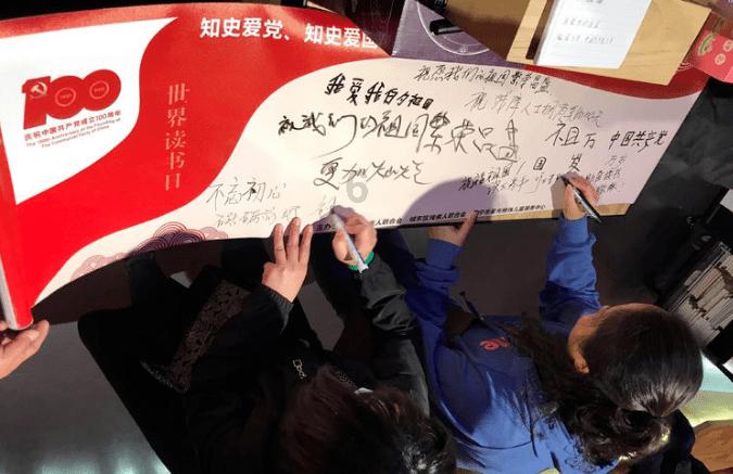 看看这是谁？乔尔杰维奇现场观战辽宁VS江苏